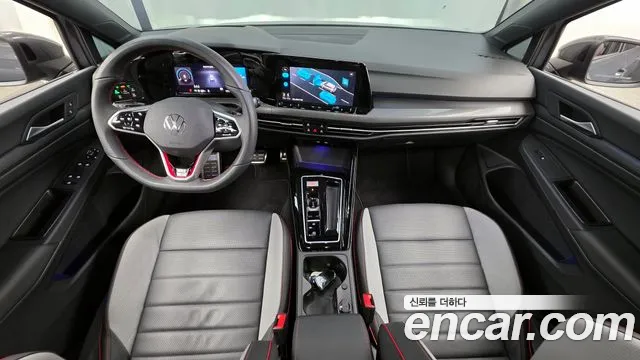 Volkswagen Golf 2024
