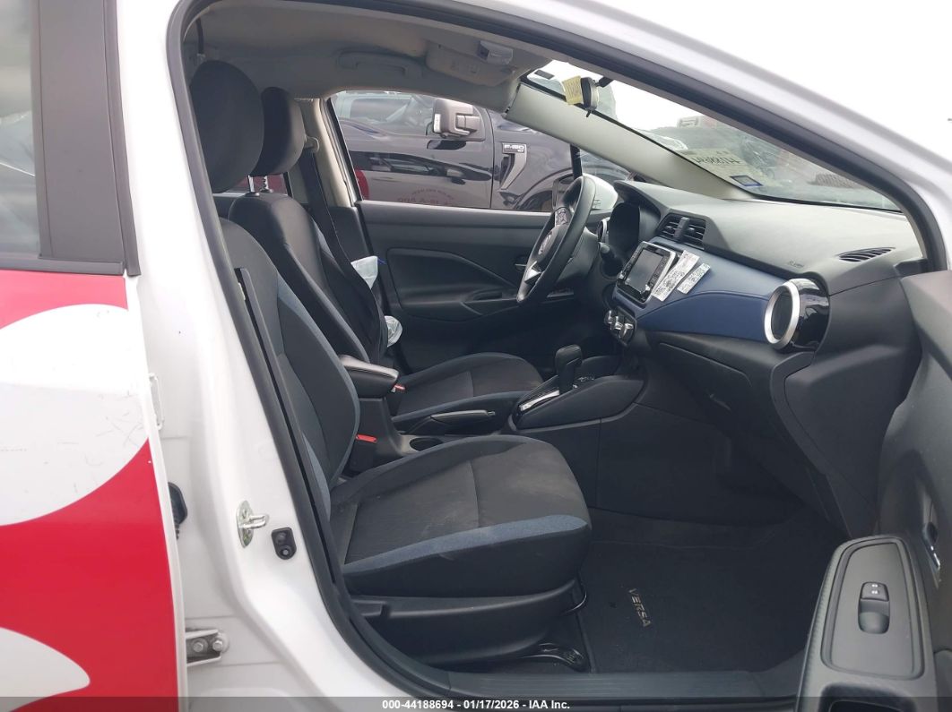 Nissan Versa 2023