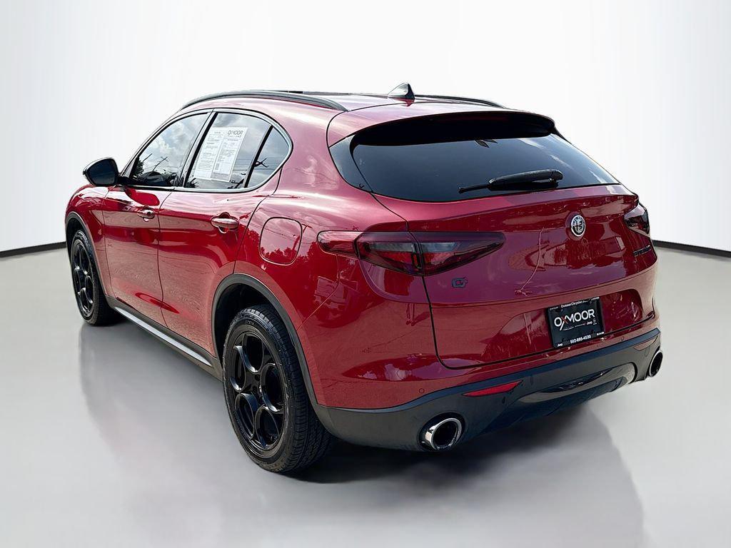 Alfa Romeo Stelvio 2021