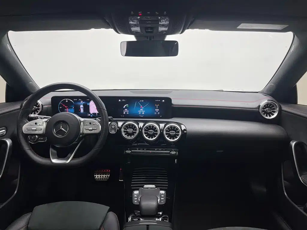 Mercedes-Benz CLA 2021