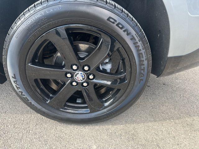 Buick Enclave 2023