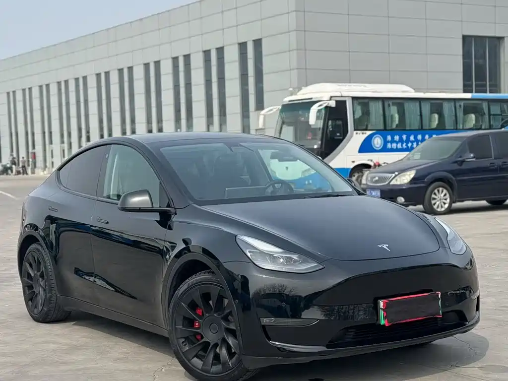 Tesla Model Y 2021