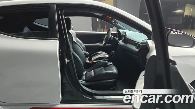 Hyundai Veloster 2020