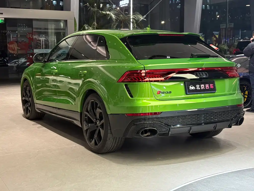 Audi RS Q8 2022