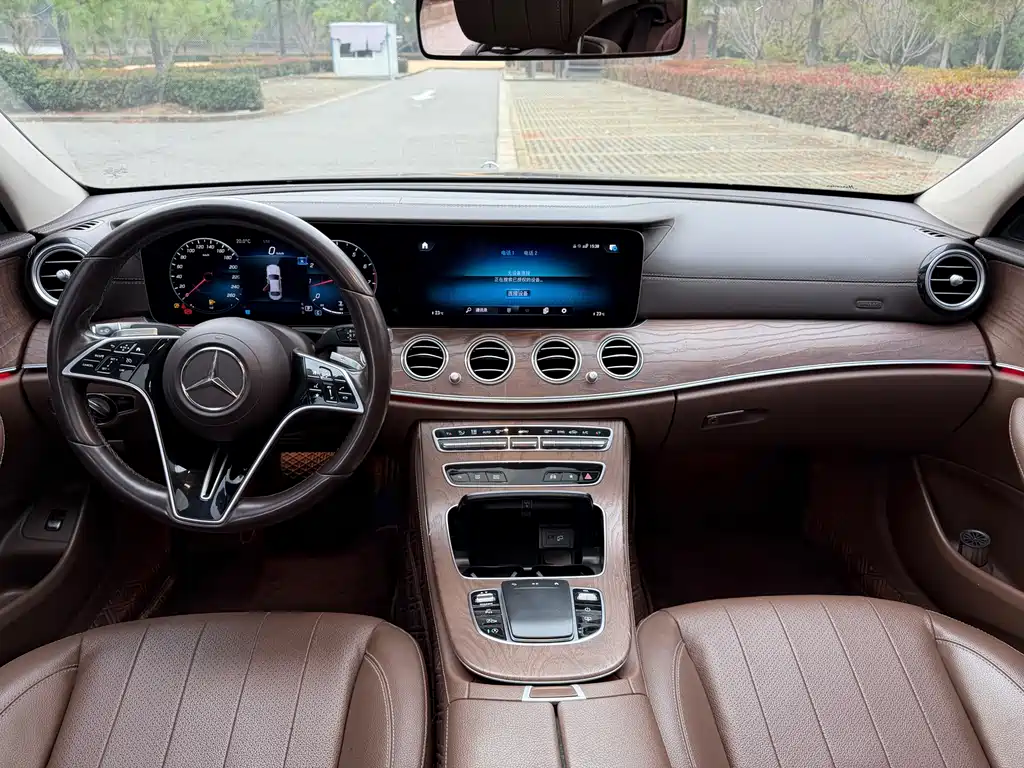 Mercedes-Benz E-Класс 2021