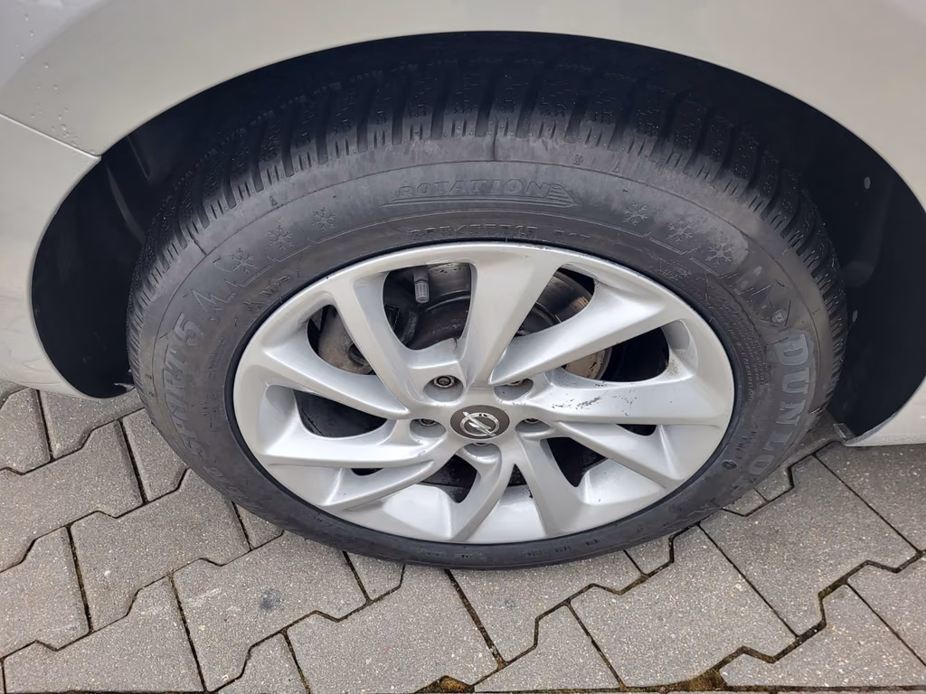 Opel Astra 2021