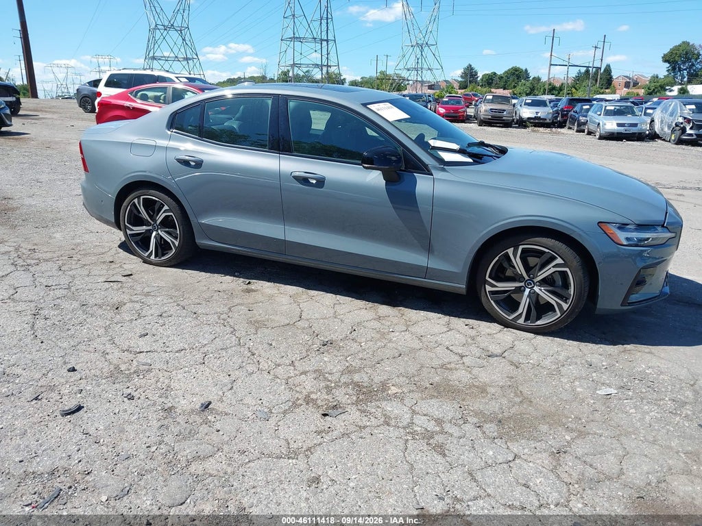 Volvo S60 2024