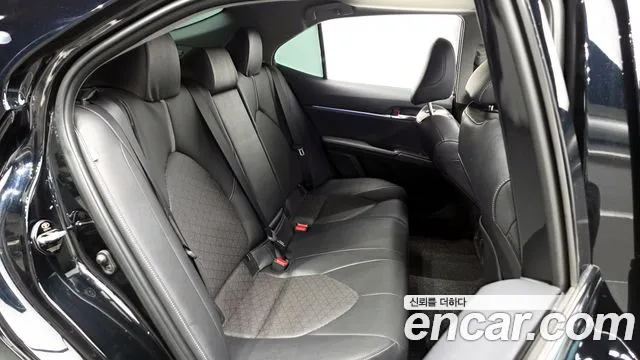 Toyota Camry 2023