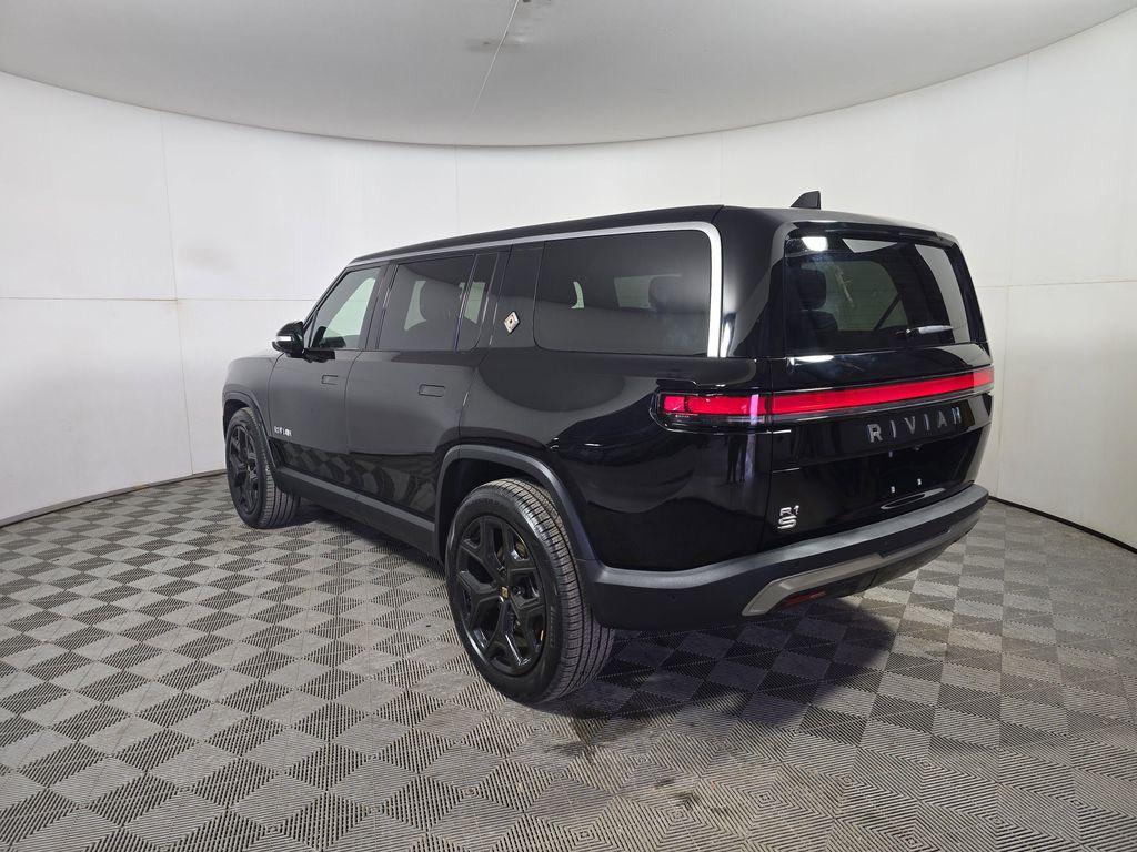 Rivian R1S 2024