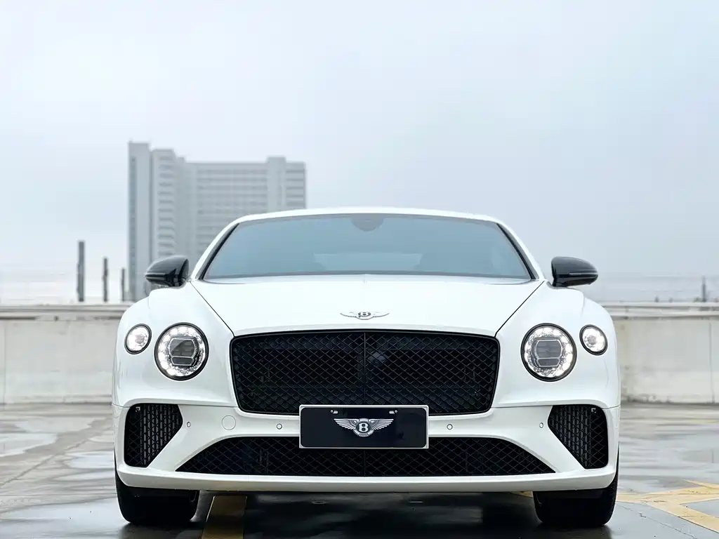 Bentley Continental 2023