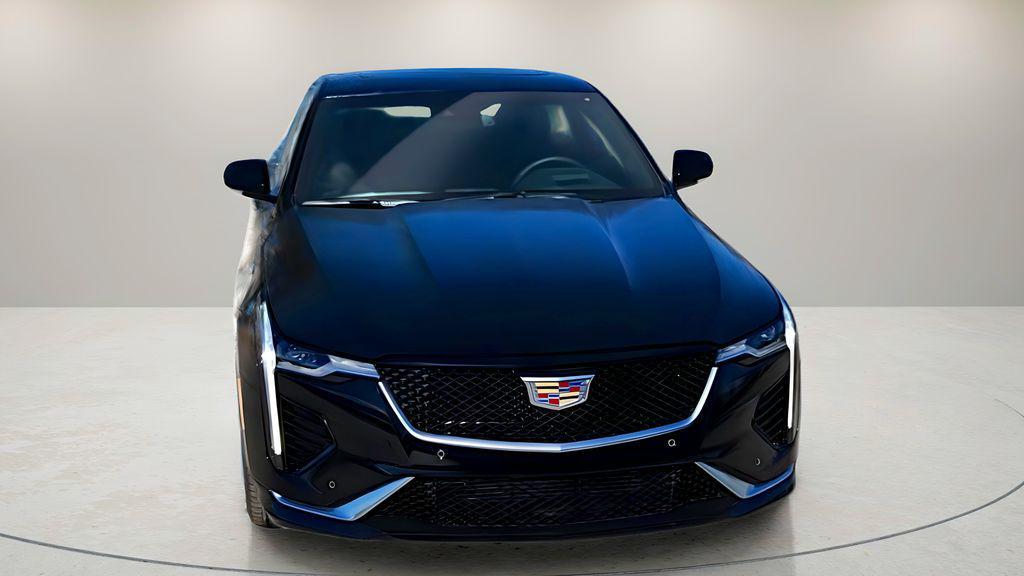 Cadillac CT4 2025