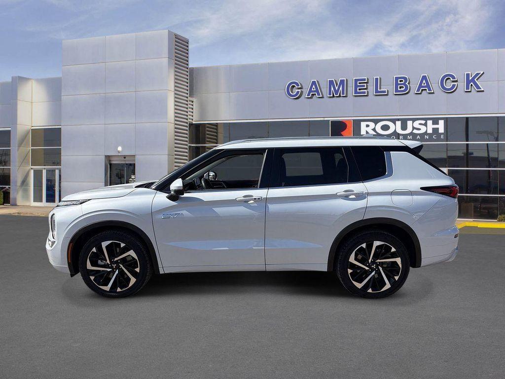 Mitsubishi Outlander 2023