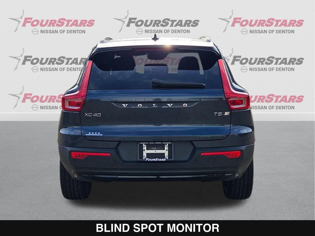 Volvo XC40 2022