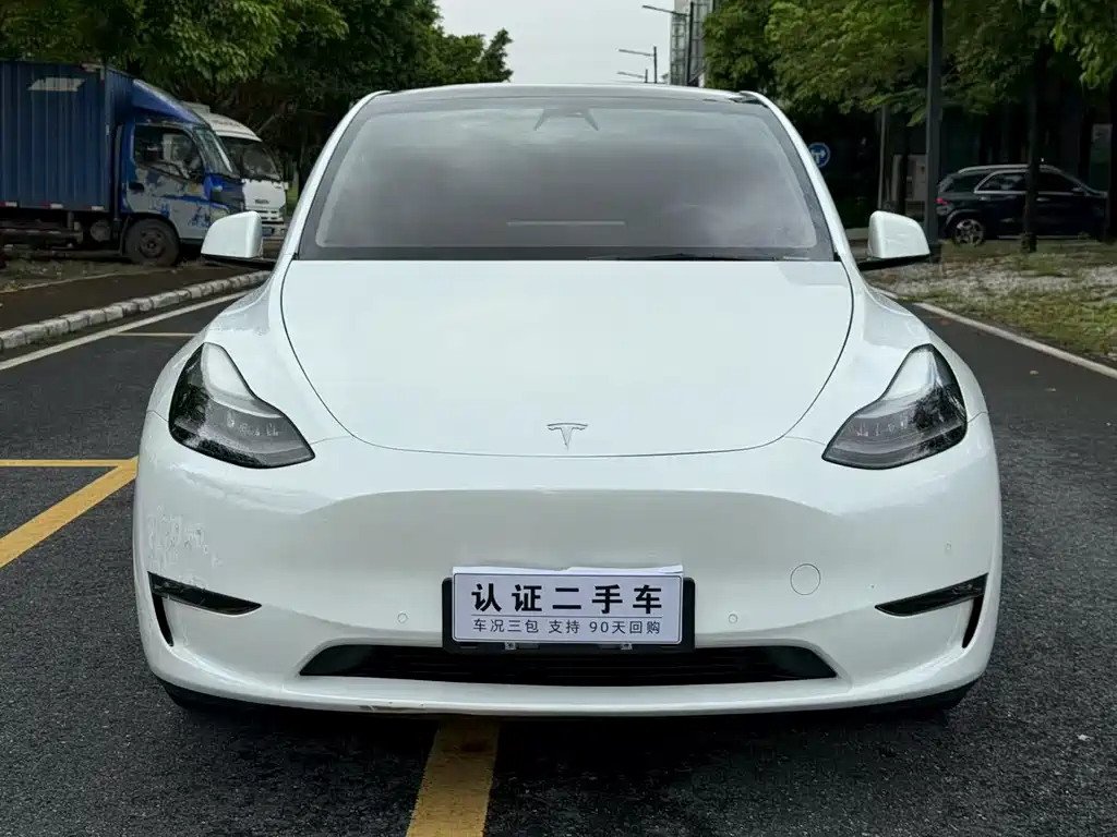 Tesla Model Y 2021