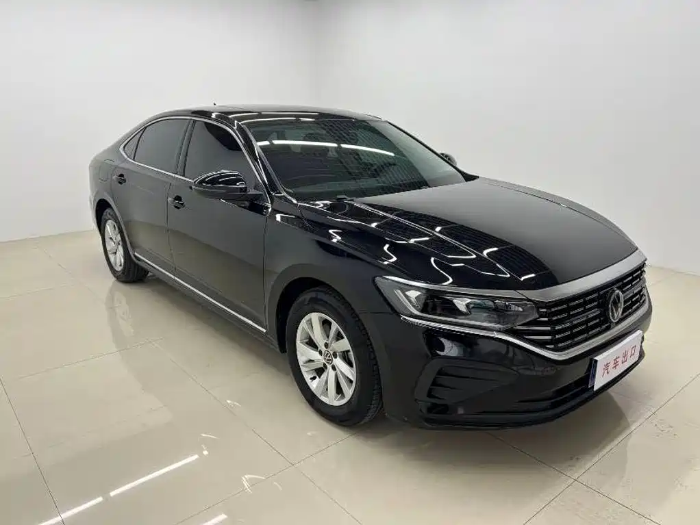 Volkswagen Passat 2023