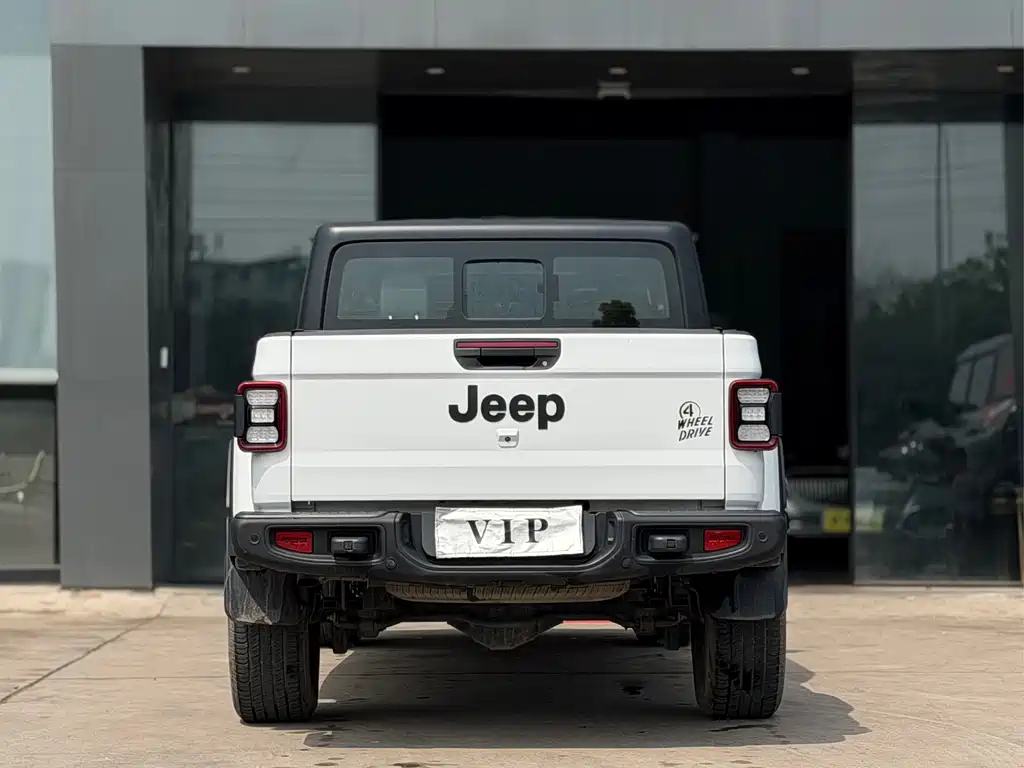 Jeep Gladiator 2023