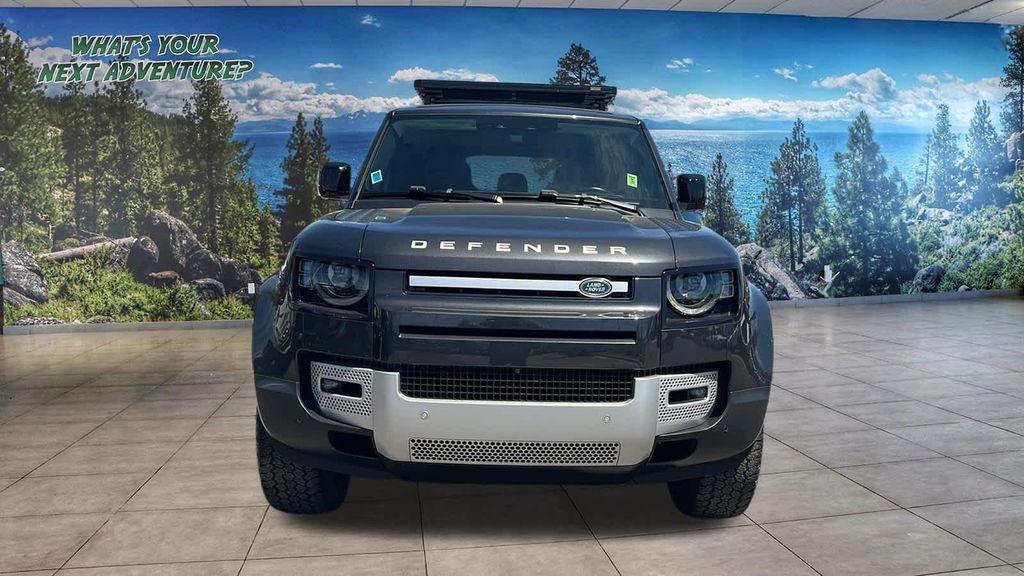 Land Rover Defender 2023