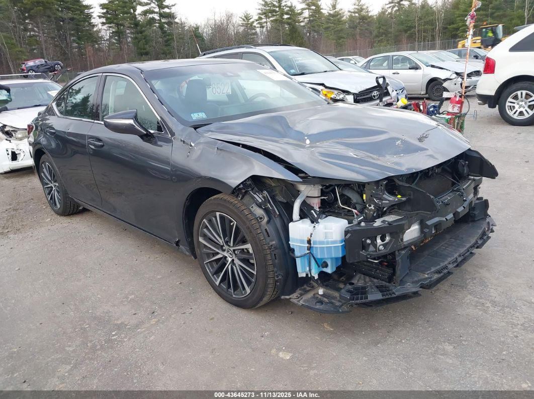 Lexus ES 2024
