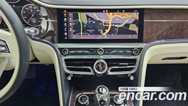 Bentley Flying Spur 2022