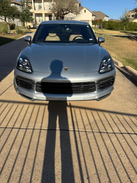 Porsche Cayenne 2022
