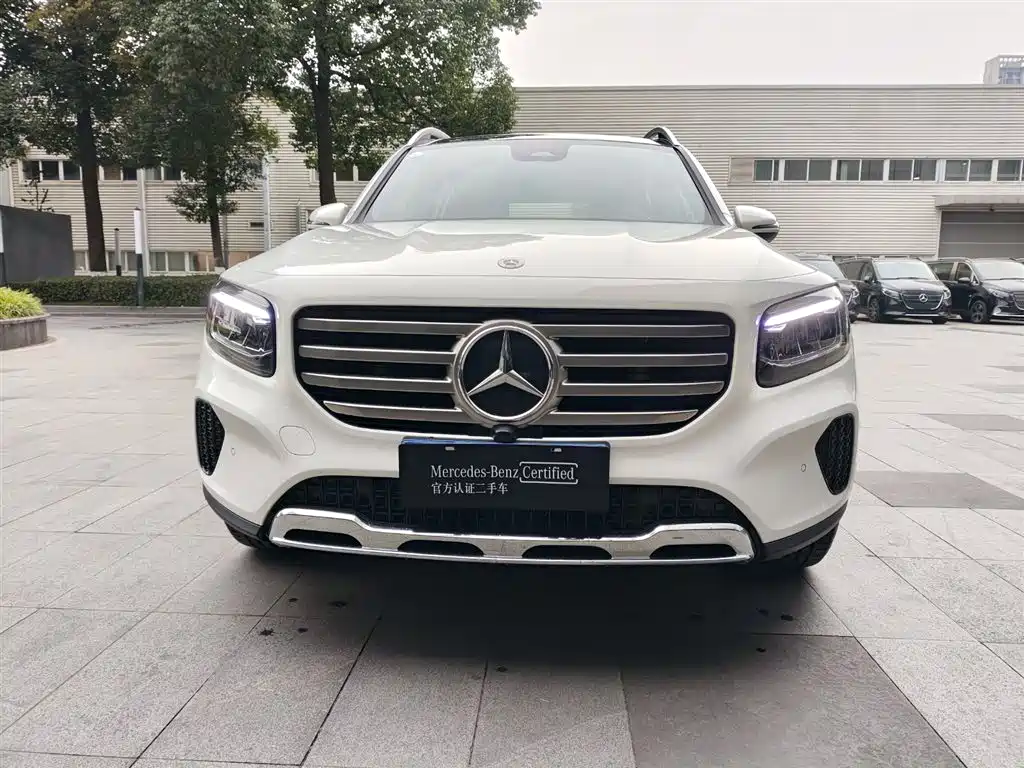Mercedes-Benz GLB 2025