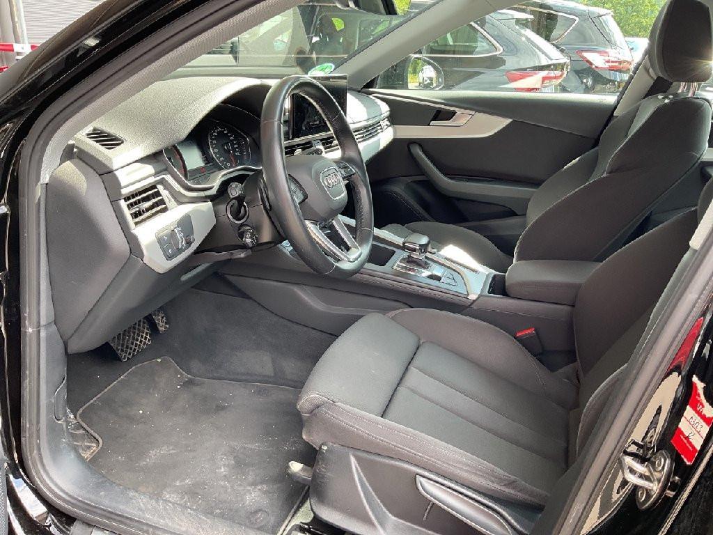 Audi A4 2022