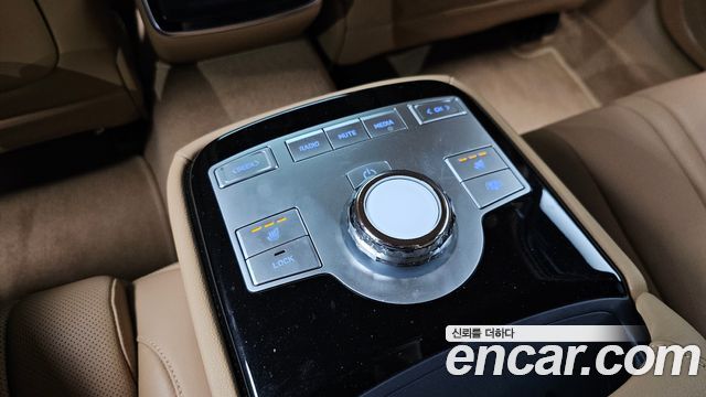 Genesis G80 2025