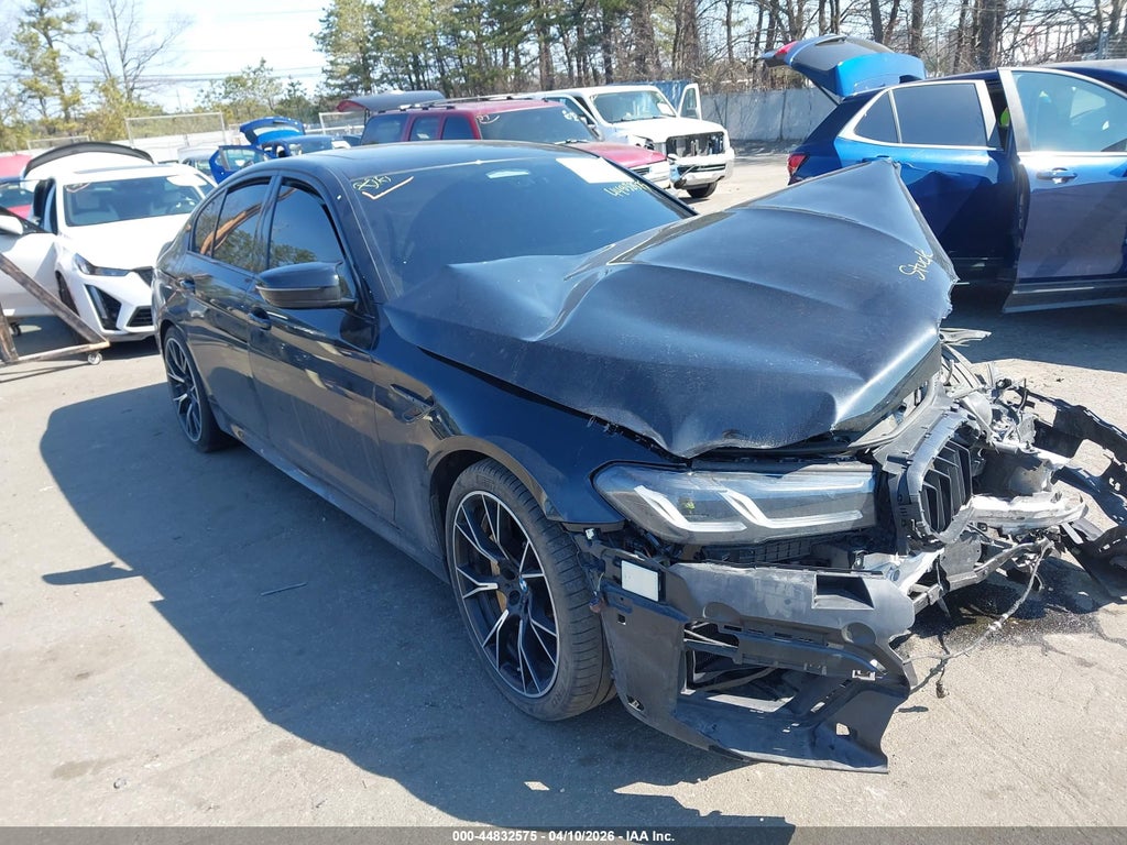 BMW M5 2021