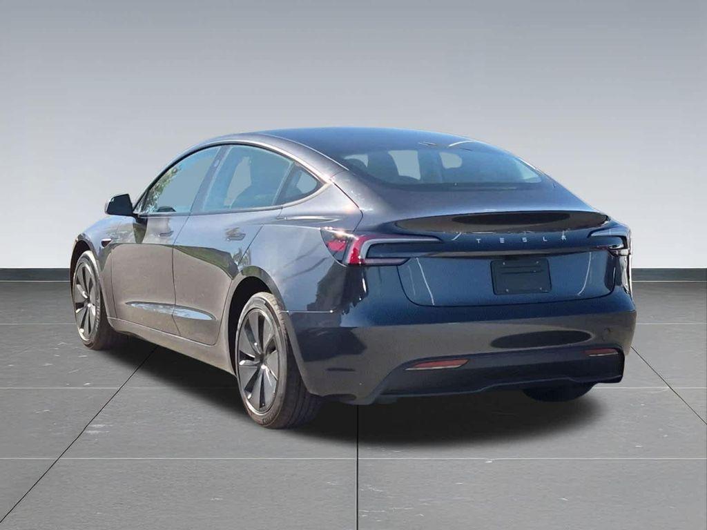 Tesla Model 3 2025