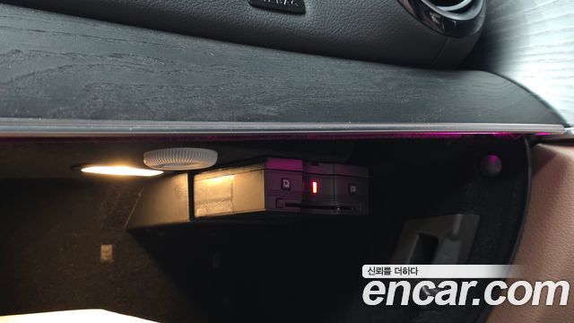Mercedes-Benz E-Класс 2023