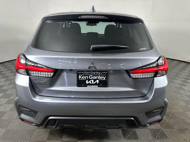 Mitsubishi Outlander Sport 2024