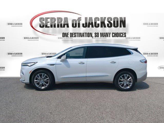 Buick Enclave 2023
