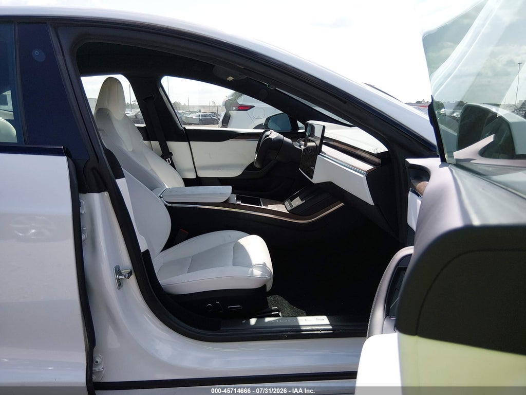 Tesla Model S 2022
