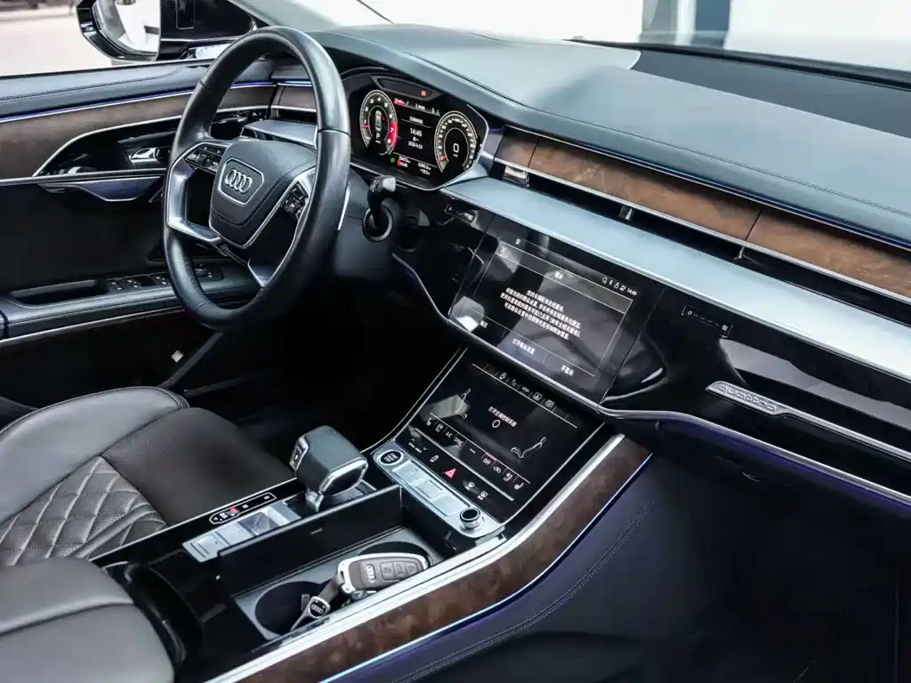 Audi A8 2021
