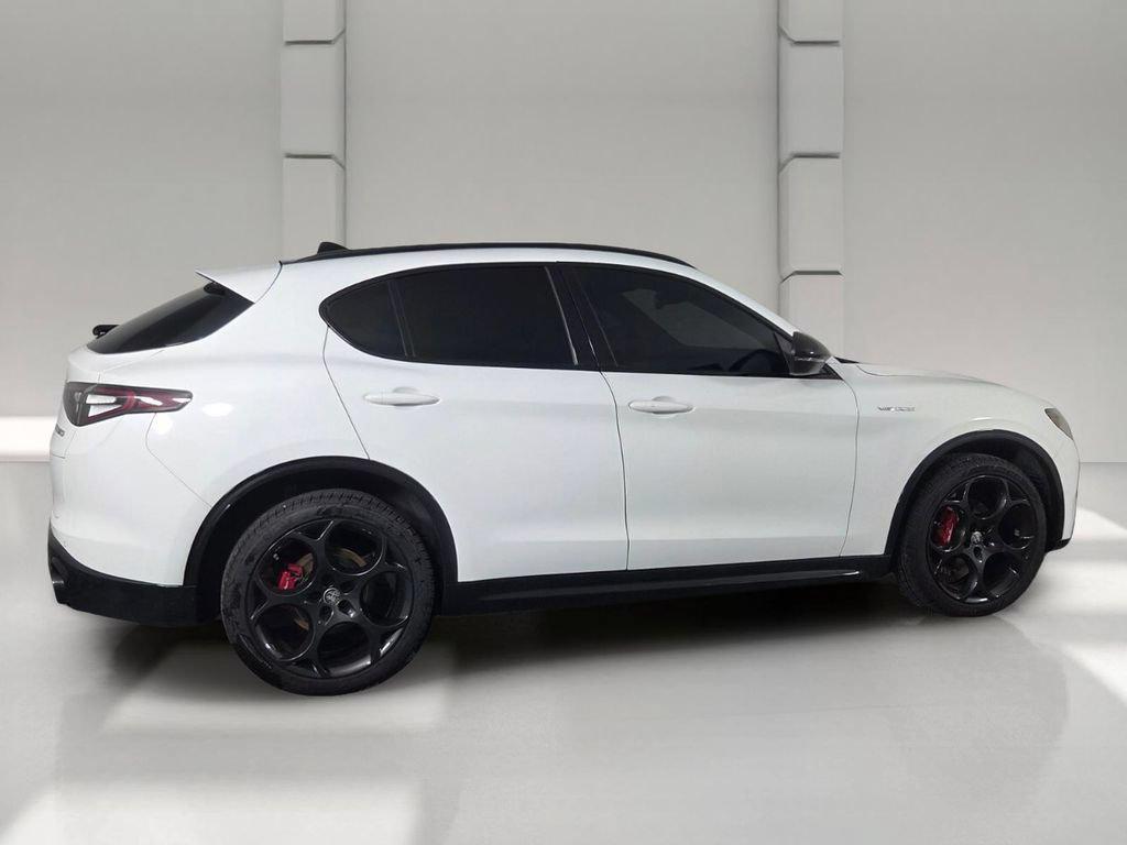 Alfa Romeo Stelvio 2024