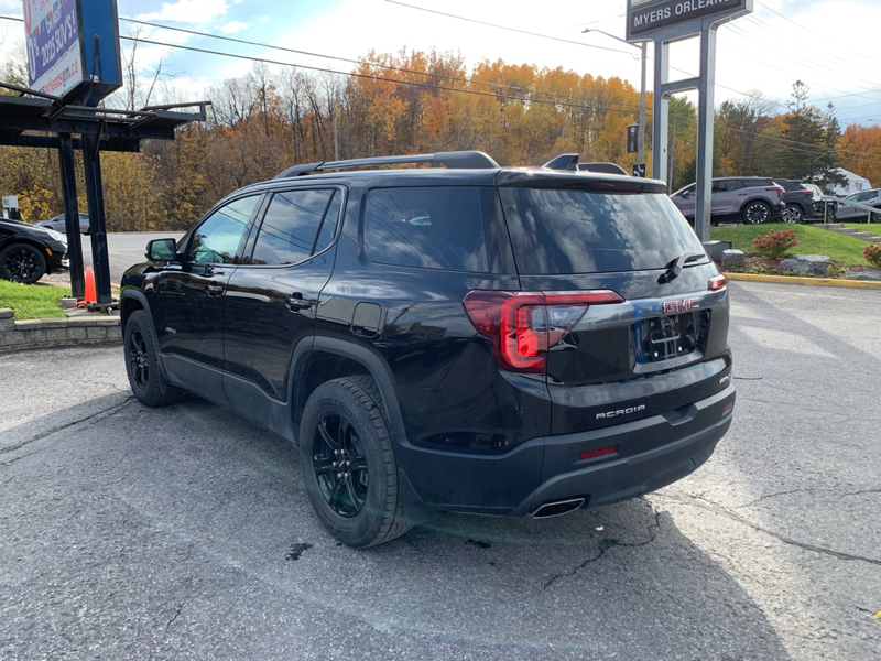 GMC Acadia 2023