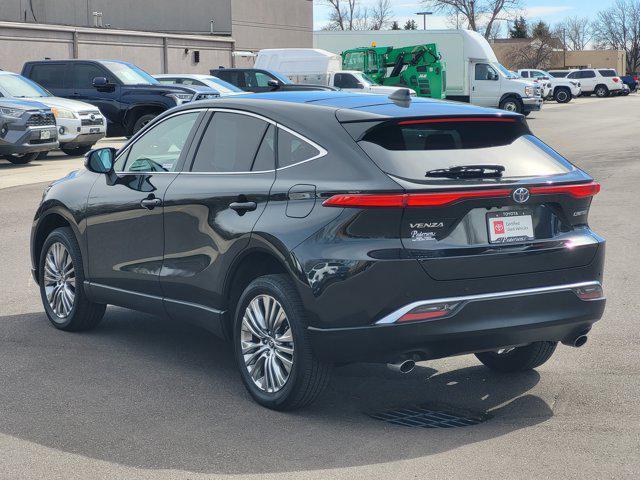 Toyota Venza 2024