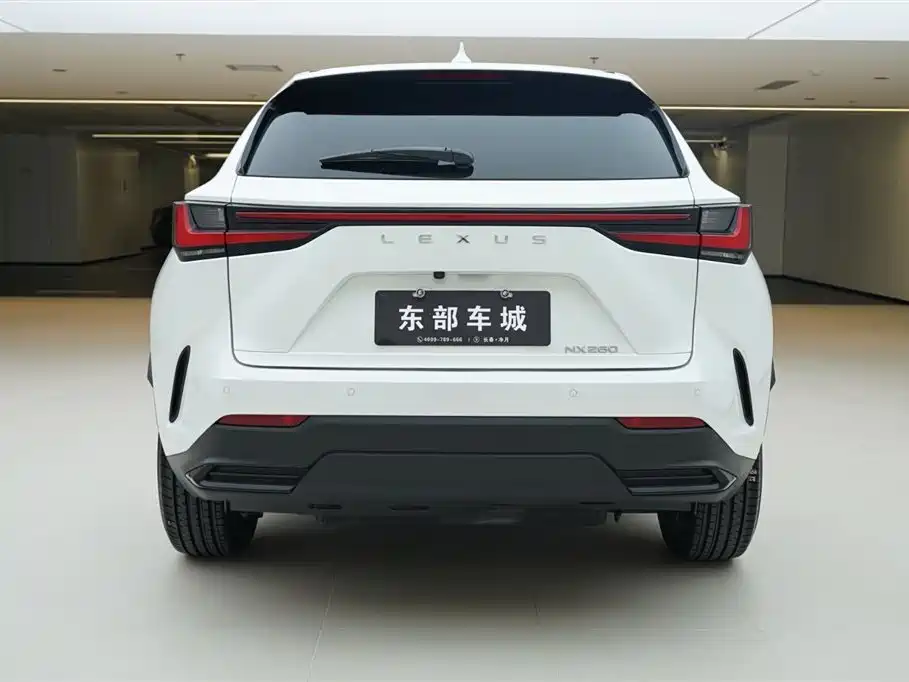 Lexus NX 2024