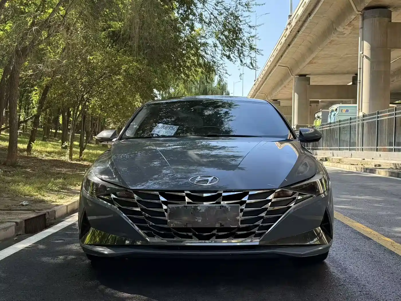 Hyundai Elantra 2022
