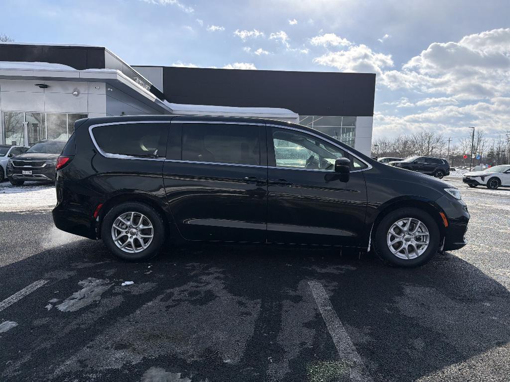 Chrysler Pacifica 2023