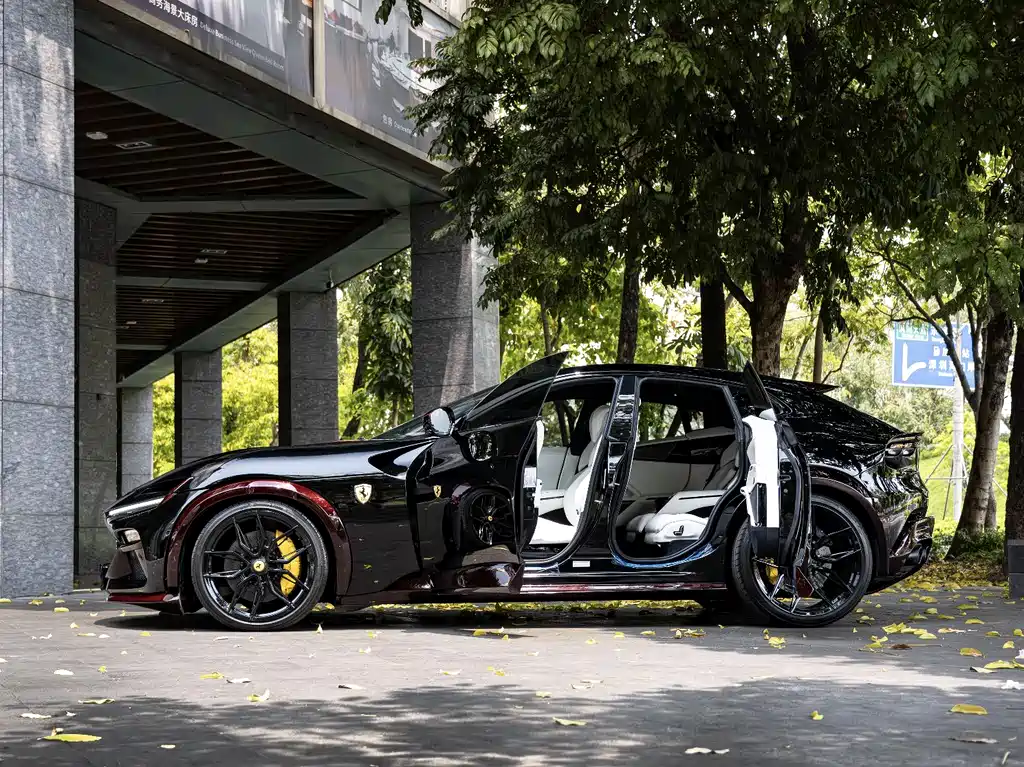 Ferrari Purosangue 2025