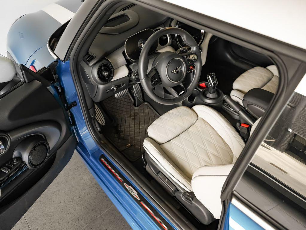 Mini Hardtop 2024