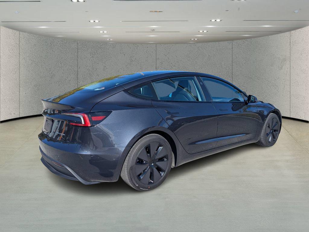 Tesla Model 3 2024