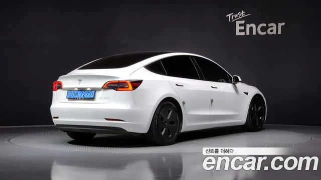 Tesla Model 3 2021
