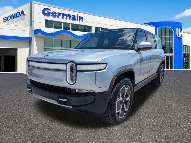 Rivian R1S 2024