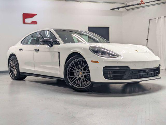 Porsche Panamera 2022