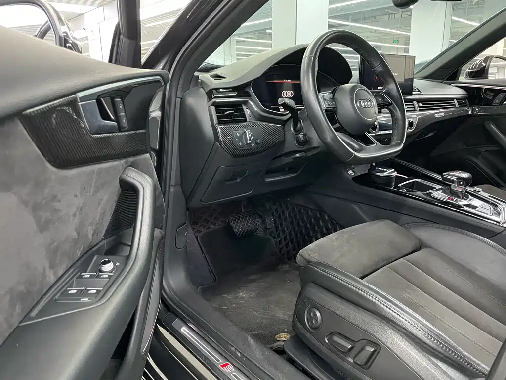 Audi A4 2022