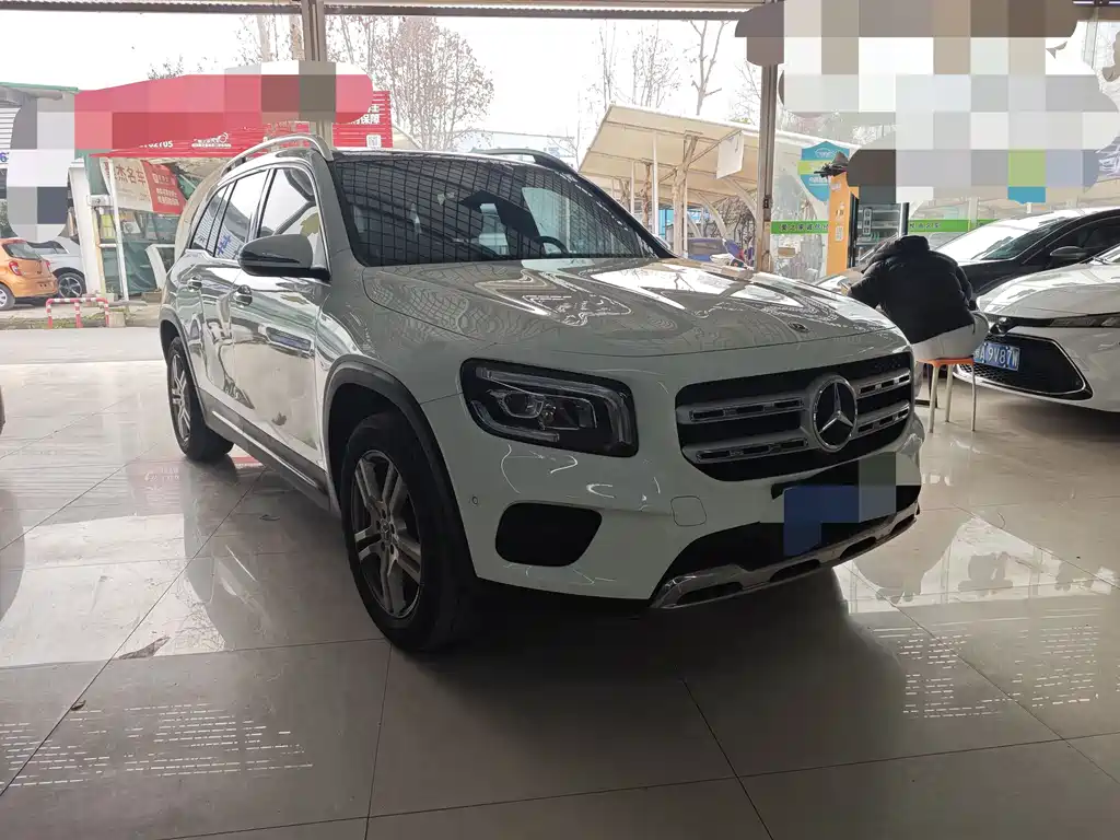 Mercedes-Benz GLB 2021