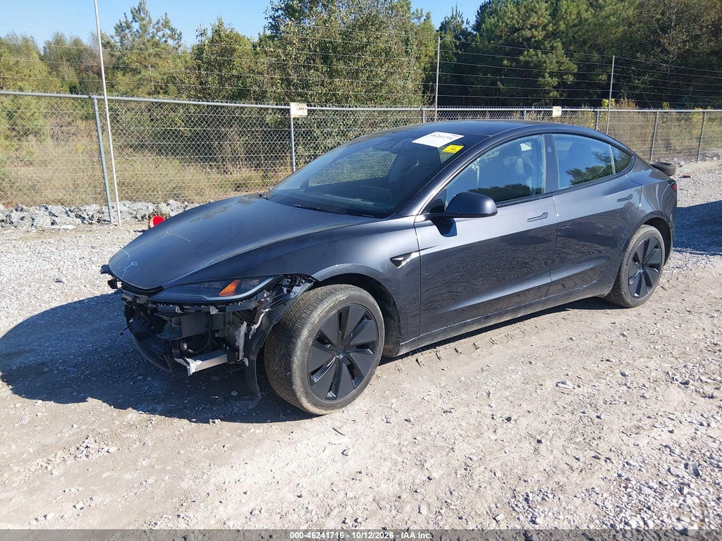 Tesla Model 3 2024
