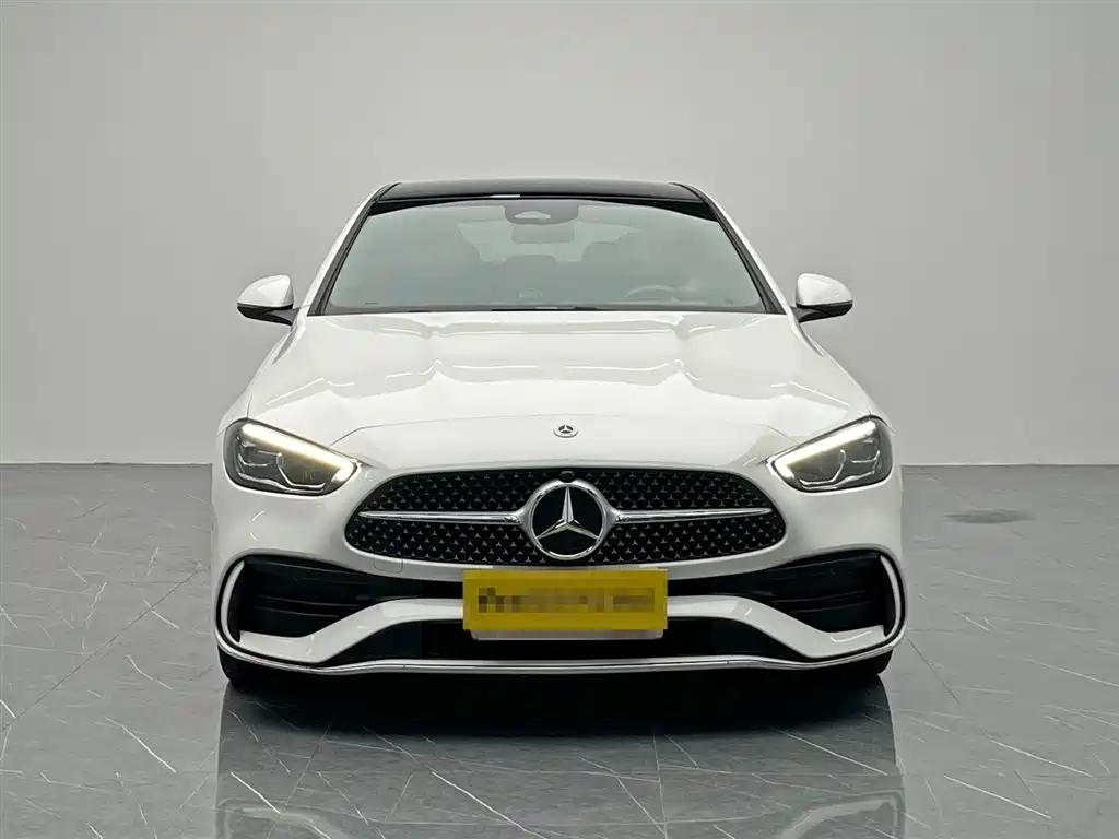 Mercedes-Benz C-Класс 2024